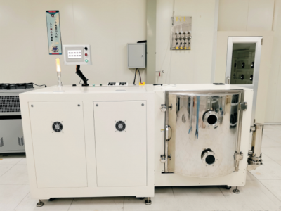 Parylene 真空镀膜设备
型号：MQP-8001前开门式
